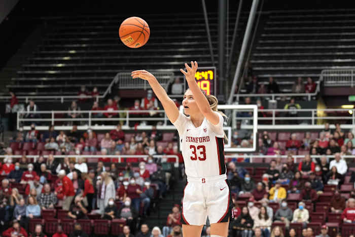 Jan 20, 2023; Stanford, California, USA; Stanford Cardinal guard Hannah Jump (33) shoots against the Utah Utes during the first quarter at Maples Pavilion. Mandatory Credit: Darren Yamashita-USA TODAY Sports